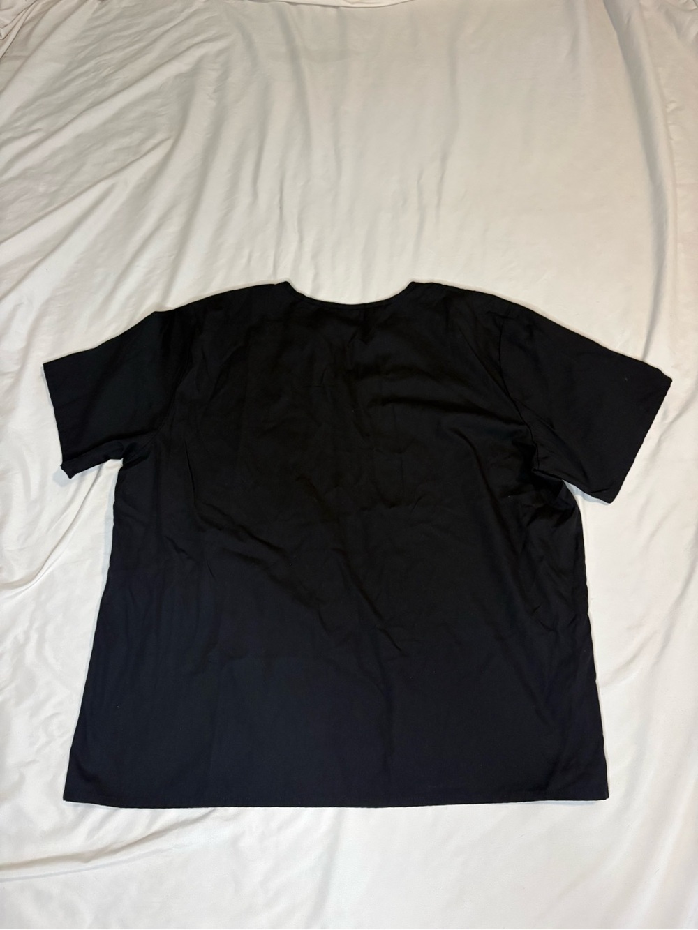 Men's Black V-Neck Shirt with Chest Pocket - Unknown Brand - Picture 2 of 3